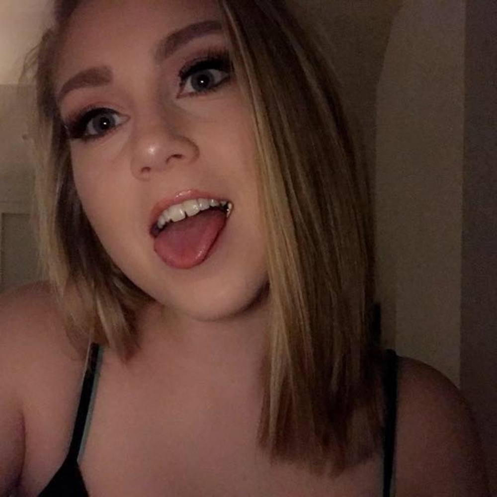 Meet your Posher, Abby